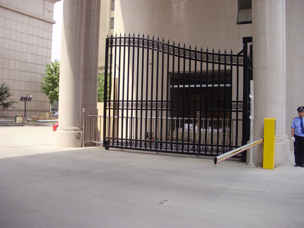 矛_��庄电(sh��)动门